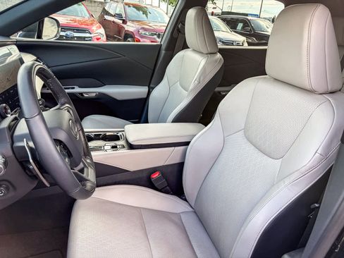Used 2023 Lexus RX 350 Premium Plus w/ Cold Area Package image 17