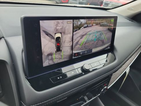 Used 2026 Nissan Rogue Platinum w/ Platinum Premium Package image 16