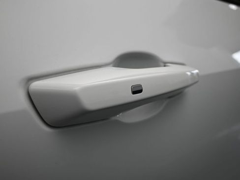 Used 2024 Chevrolet Traverse Z71 w/ Enhanced Driving Package image 53