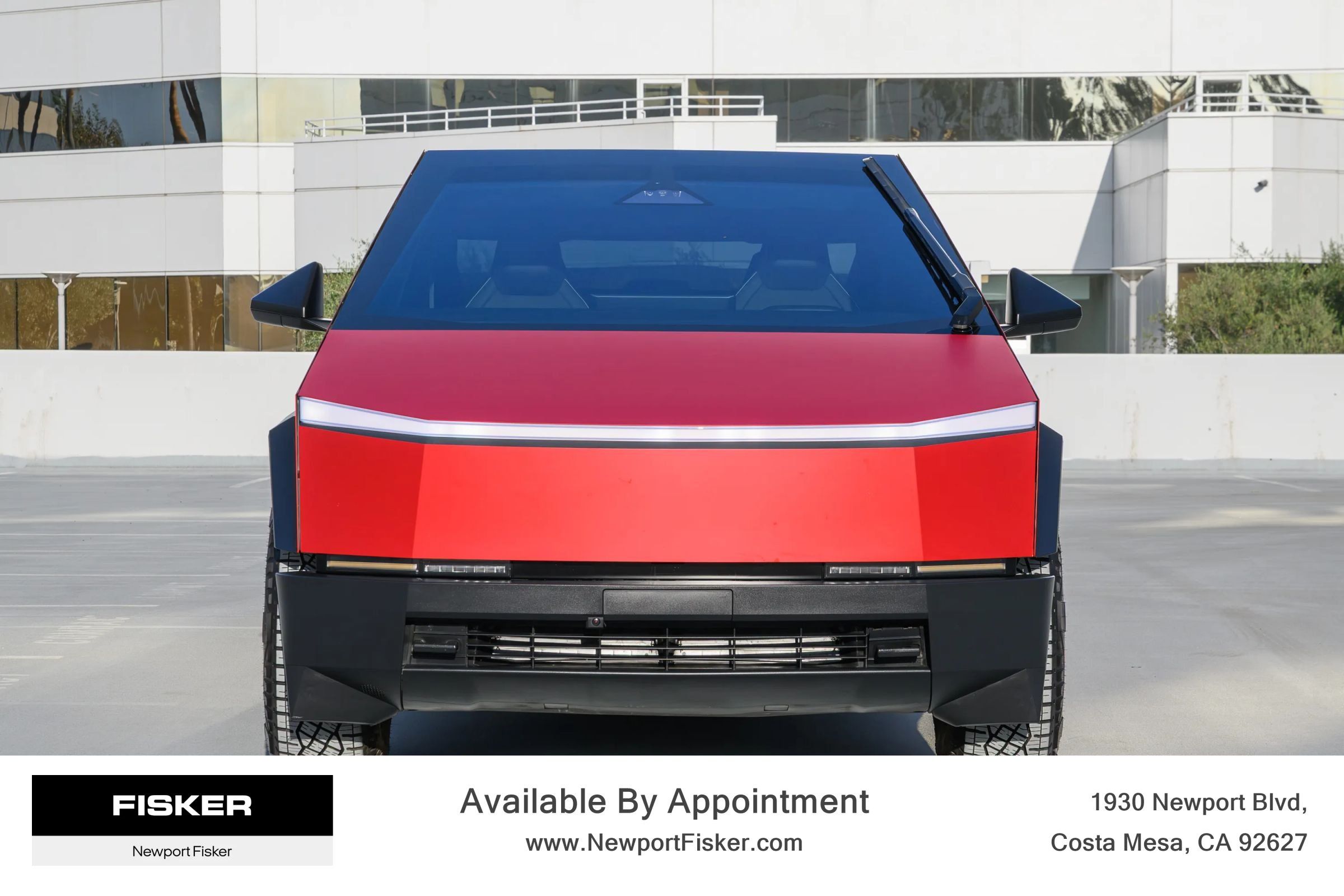Used 2024 Tesla Cybertruck AWD Crew Cab image 2