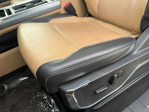 Certified 2023 Ford F450 Lariat w/ Lariat Ultimate Package image 28