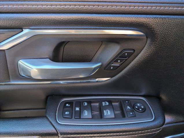 Used 2024 RAM 1500 Laramie AWD/4WD image 12
