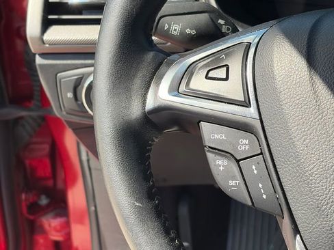 Used 2020 Ford Fusion SE w/ Equipment Group 151A image 23