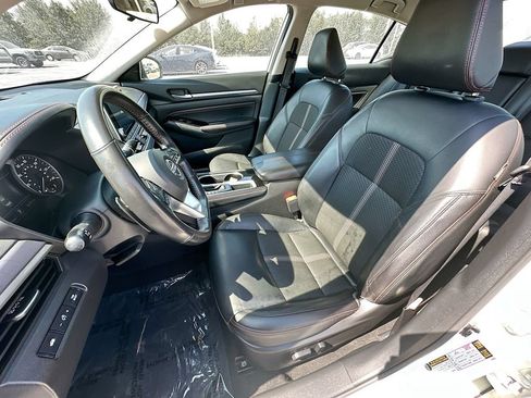 Used 2023 Nissan Altima 2.5 SR FWD image 26