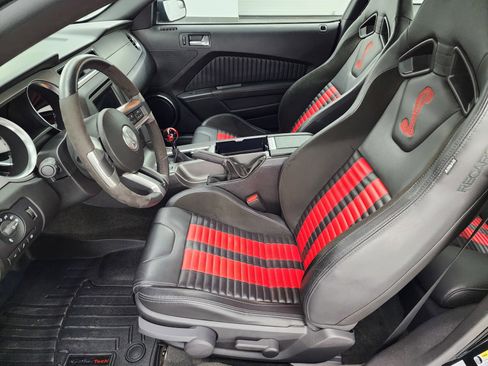 Used 2013 Ford Mustang Shelby GT500 image 8