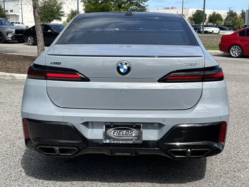 New 2025 BMW 760i xDrive AWD/4WD image 4