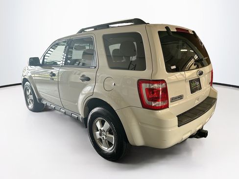 Used 2012 Ford Escape XLT AWD/4WD image 5