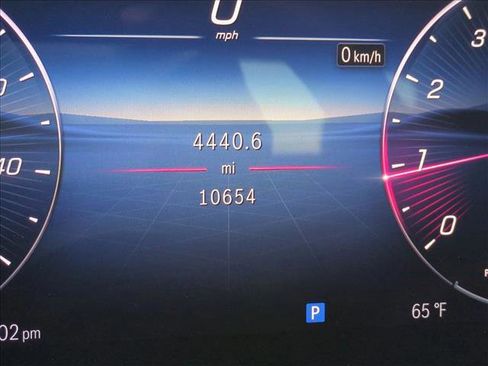 Used 2025 Mercedes-Benz C 300 Sedan image 11