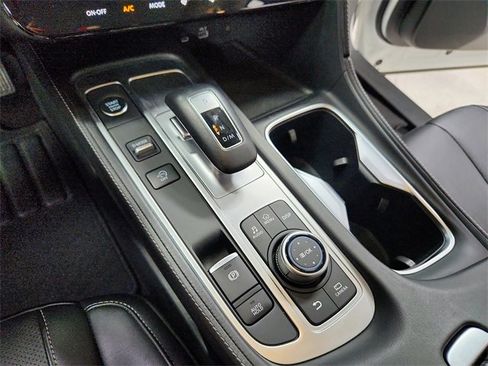 Used 2025 INFINITI QX60 Pure image 28