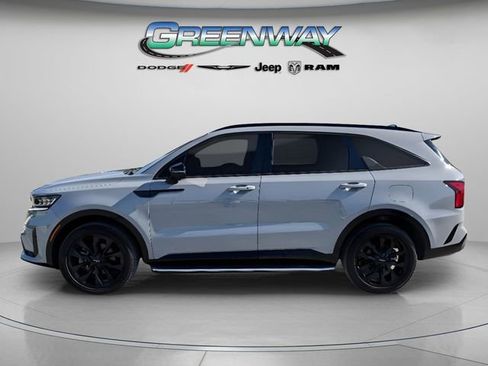 Used 2023 Kia Sorento SX AWD/4WD image 4