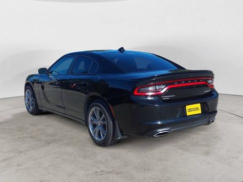 Used 2016 Dodge Charger SXT w/ AWD Premium Group image 7