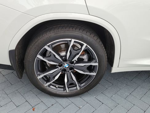 Certified 2025 BMW X4 xDrive30i w/ Premium Package AWD/4WD image 8
