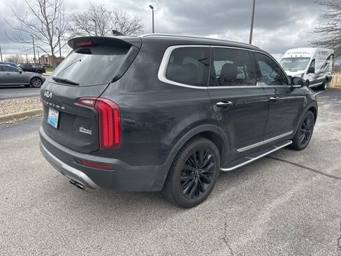 Used 2022 Kia Telluride SX w/ SX Prestige Package image 3