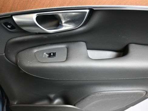 Certified 2024 Volvo XC90 B6 Plus image 14