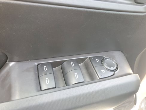 Used 2023 Chevrolet Colorado W/T image 26