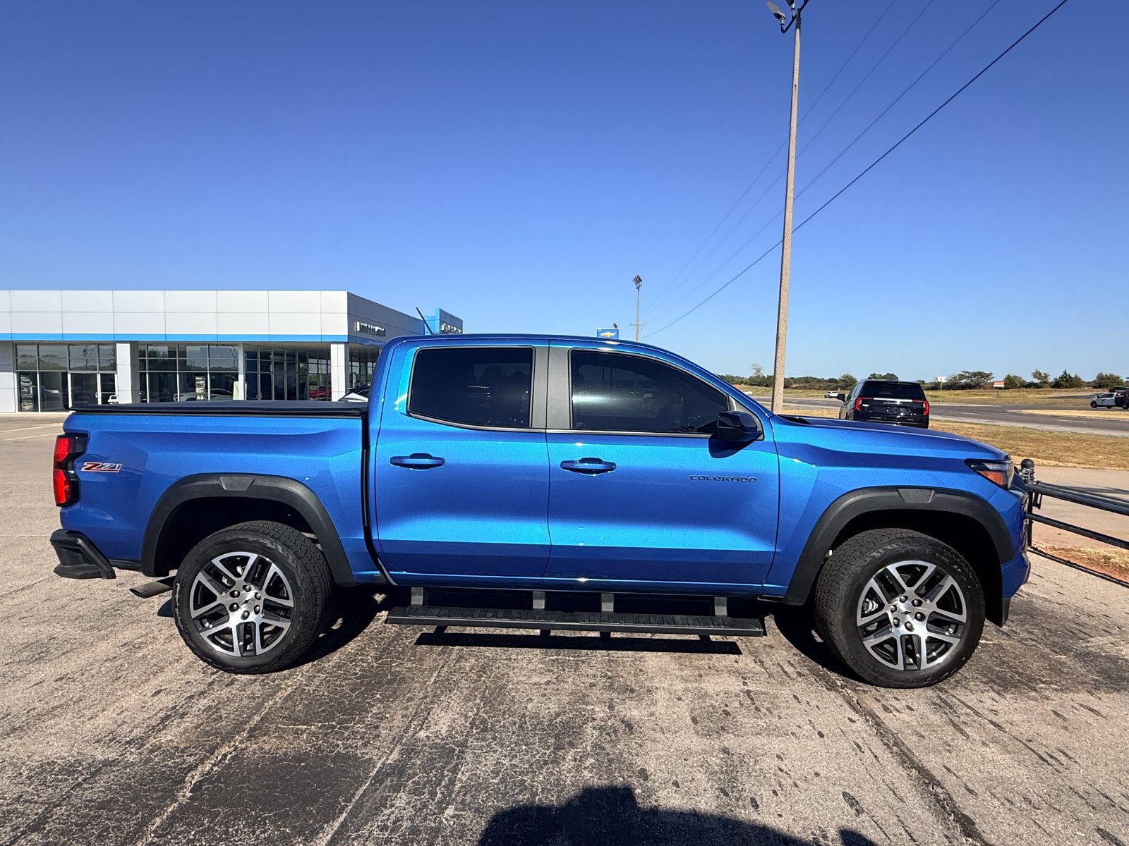 Used 2024 Chevrolet Colorado Z71 w/ Z71 Convenience Package 2 AWD/4WD image 5