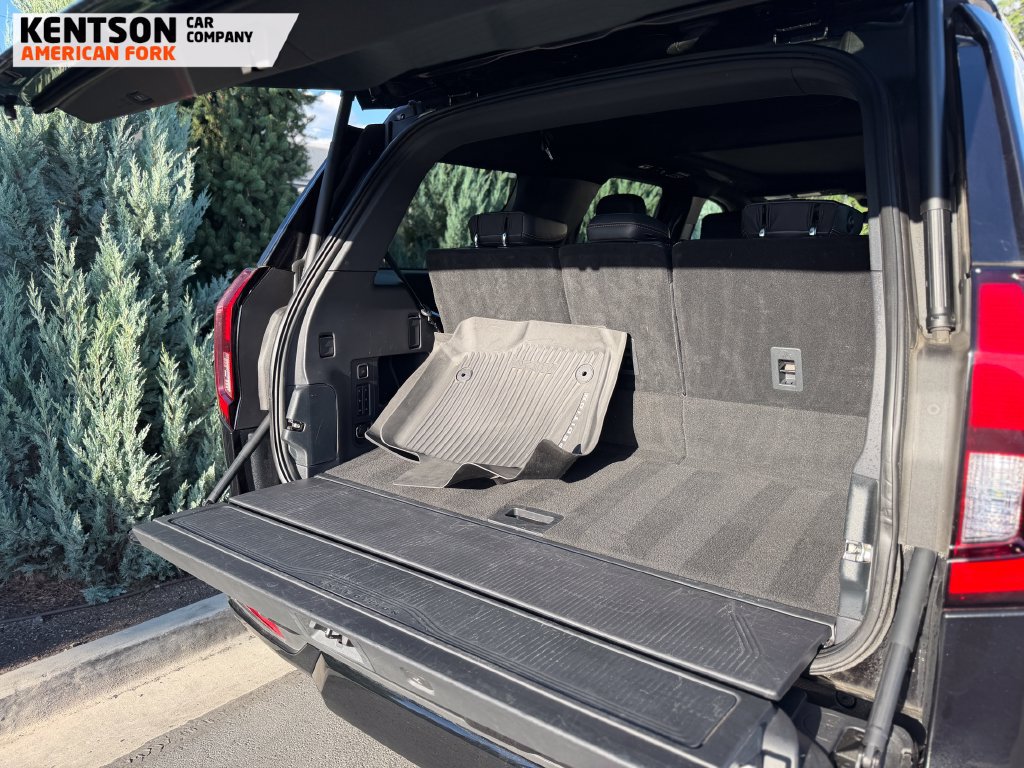 Used 2025 Ford Expedition Tremor AWD/4WD image 30