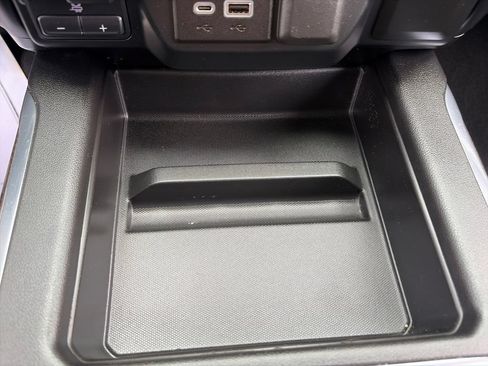 Used 2019 Chevrolet Silverado 1500 RST AWD/4WD image 25