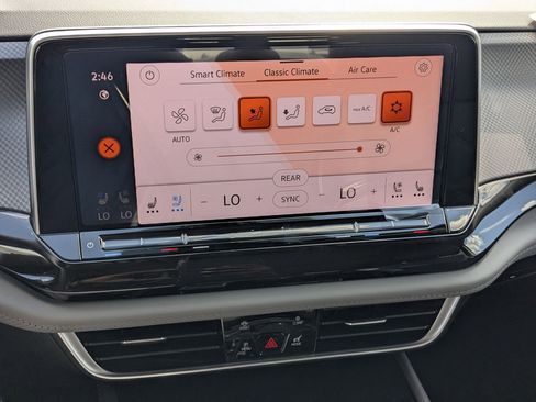 New 2026 Volkswagen Atlas Peak Edition image 23