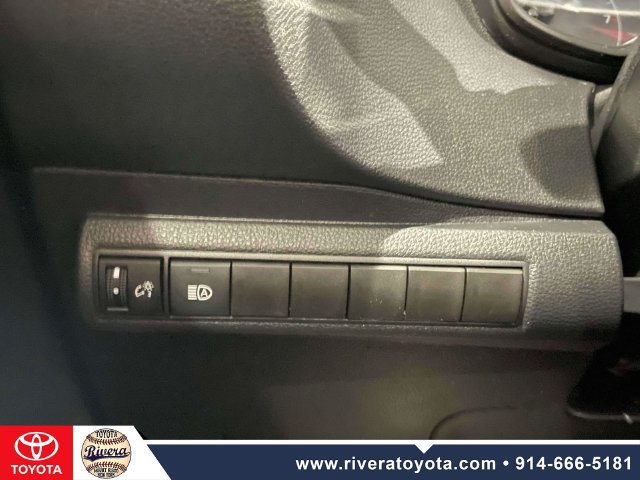 Used 2024 Toyota Corolla SE w/ SE Premium Package FWD image 20