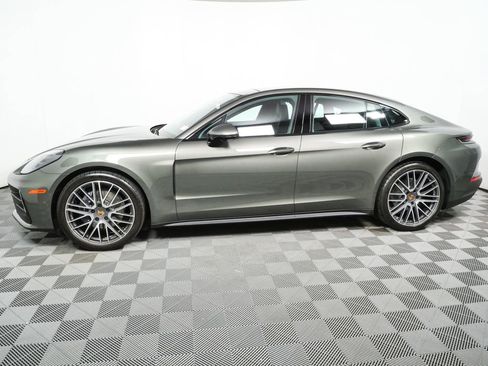 Certified 2025 Porsche Panamera 4 AWD/4WD image 2
