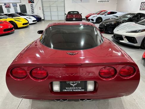 Used 2004 Chevrolet Corvette Coupe w/ Roof Package image 8