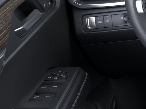 New 2026 GMC Acadia Denali w/ Super Cruise Package FWD image 46