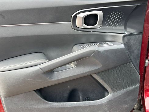 Used 2025 Kia Sorento S w/ Panoramic Sunroof Package AWD/4WD image 15