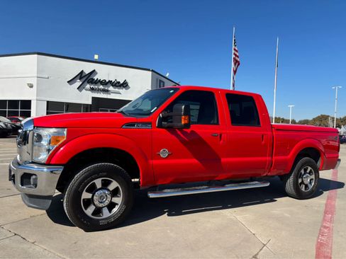 Used 2016 Ford F250 Lariat w/ Lariat Interior Package image 1