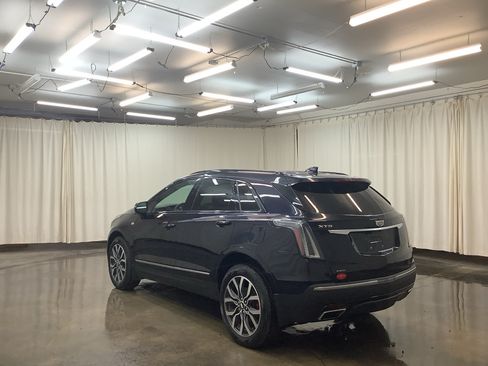 Used 2022 Cadillac XT5 Sportv w/ Platinum Package AWD/4WD image 8