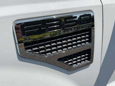 Used 2008 Ford F350 XL RWD image 42