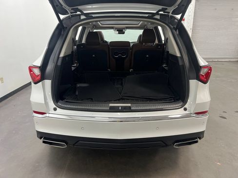 Used 2022 Acura MDX SH-AWD w/ Advance Package image 25