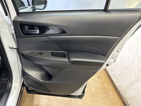 Used 2022 Mitsubishi Eclipse Cross SE image 25