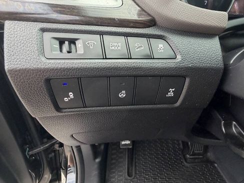 Used 2017 Hyundai Santa Fe Sport AWD/4WD image 16