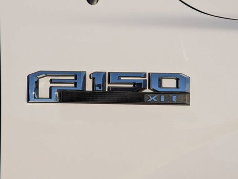 Used 2019 Ford F150 XLT w/ Equipment Group 302A Luxury image 8