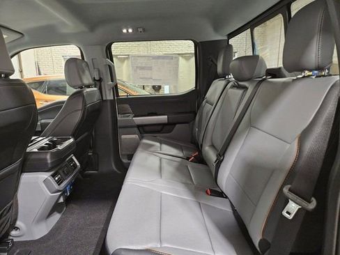New 2025 Ford F150 Lariat w/ Equipment Group 501A Mid image 13