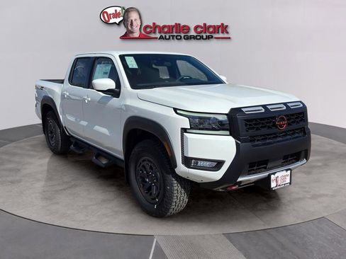 New 2026 Nissan Frontier PRO-4X w/ Tow Package AWD/4WD image 8