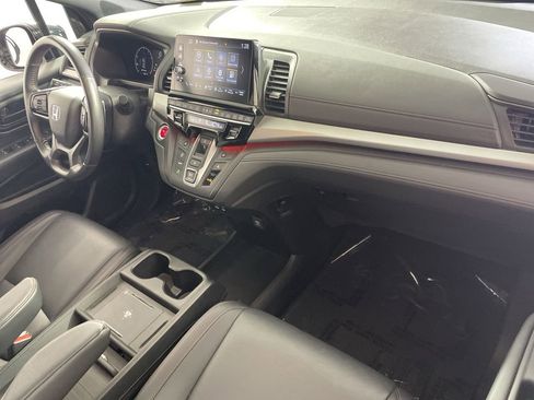 Used 2025 Honda Odyssey Sport-L image 27