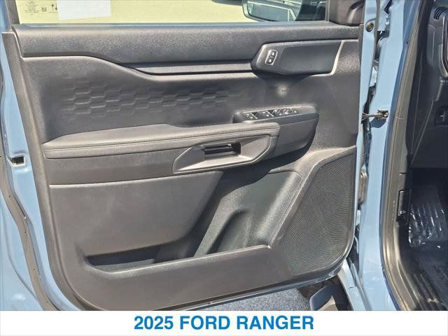 Used 2025 Ford Ranger XLT w/ FX4 Off-Road Package AWD/4WD image 12