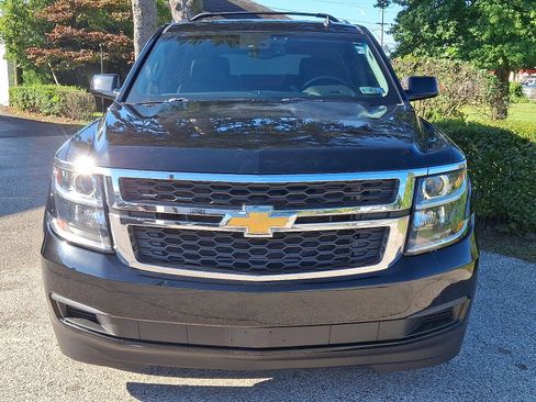 Used 2015 Chevrolet Tahoe LT image 2