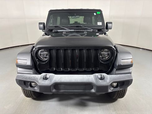 Used 2020 Jeep Wrangler Unlimited Sport AWD/4WD image 3