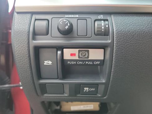 Used 2013 Subaru Outback 2.5i Premium w/ All-Weather Pkg image 19