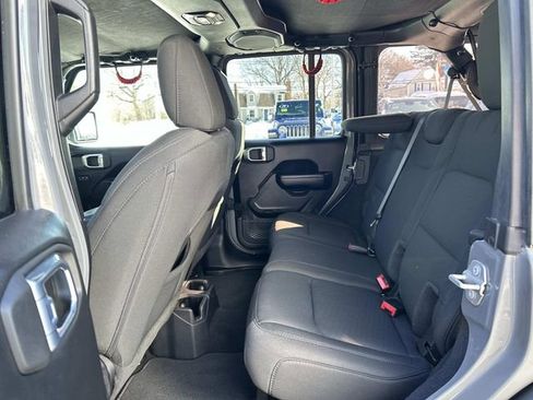Used 2021 Jeep Wrangler Unlimited Sport image 13