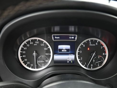 Used 2017 INFINITI QX30 Sport w/ Sport Leather Package image 30