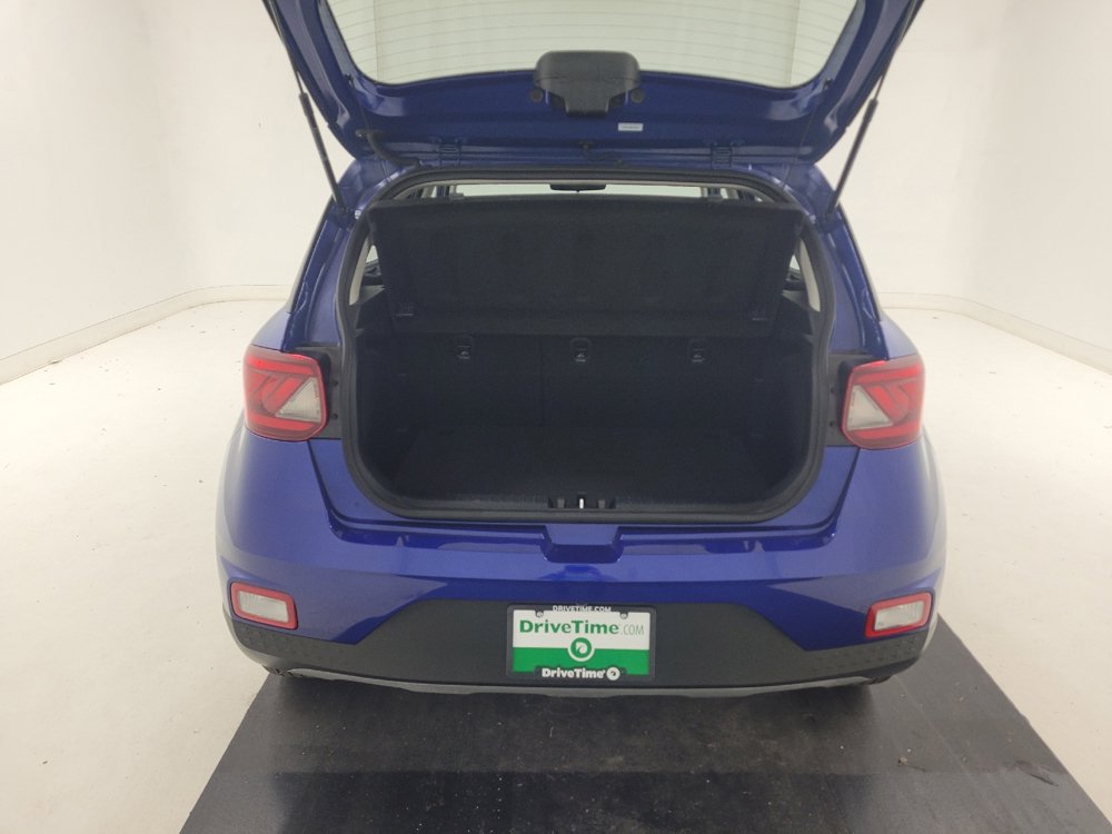 Used 2025 Hyundai Venue SEL FWD image 29
