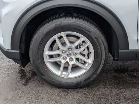 New 2026 Ford Explorer Active image 14