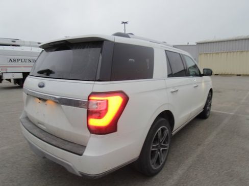 Used 2021 Ford Expedition Limited image 2