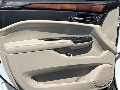 Used 2013 Cadillac SRX Performance image 25