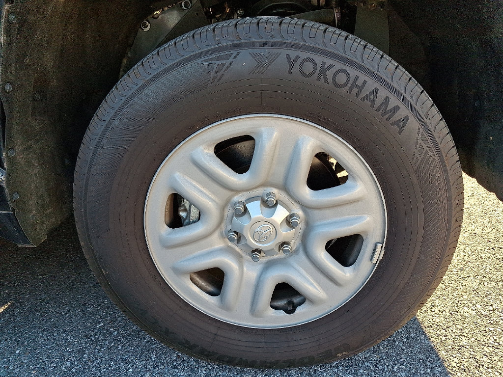 Used 2025 Toyota Tundra SR w/ SR Tow Package AWD/4WD image 7