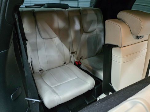 Used 2021 Mercedes-Benz GLB 250 image 19
